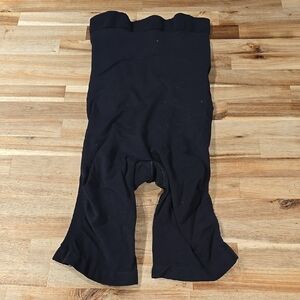 SKIMS Kim Kardashian Women's XL Sculpting Shapewear Shorts New w/out Tags!